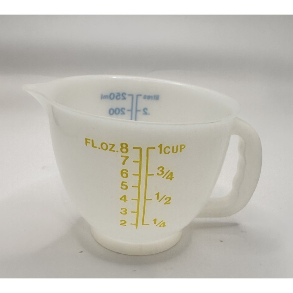 Vintage Tupperware-Toys 1 Cup Measuring Cup #1402 Miniature Small Mix Pour~MINT!